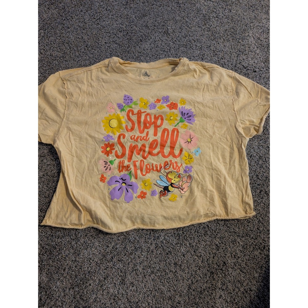 Disney Epcot Flower Garden Festival 2021 Winnie the Pooh Bee Crop T Shirt Size S